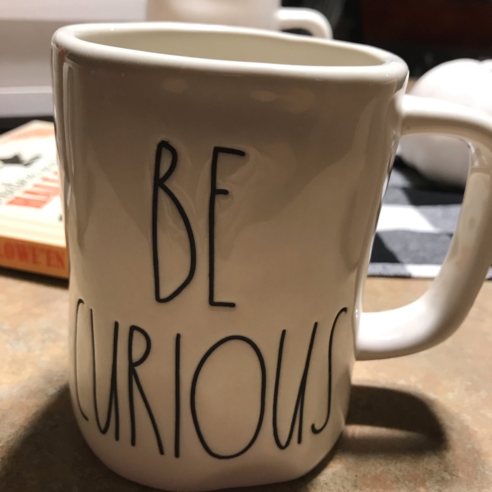 Rae Dunn Be Curious mug